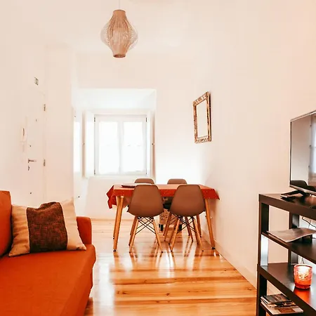 Kalathos Apartamento *